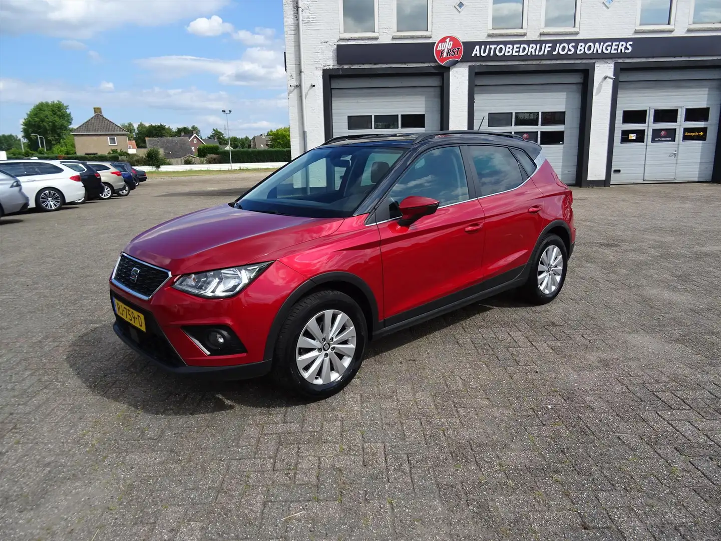 SEAT Arona 1.0 TSI 95pk Style Launch Edition Rouge - 1