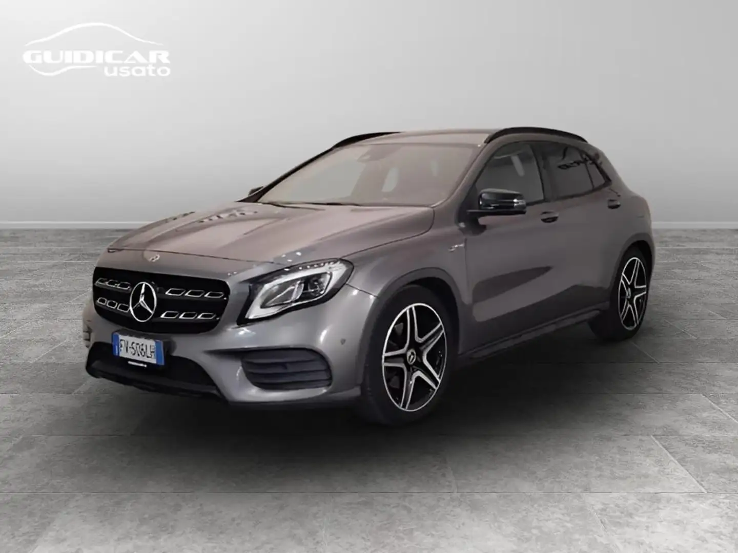 Mercedes-Benz GLA 220 d Premium 4matic 170cv auto Gris - 1
