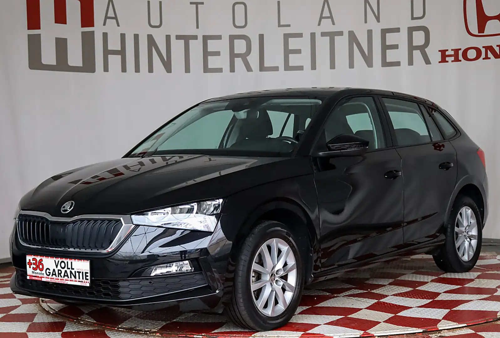 Skoda Scala 1,6 TDI LED PDC ERSTBESITZ Schwarz - 1