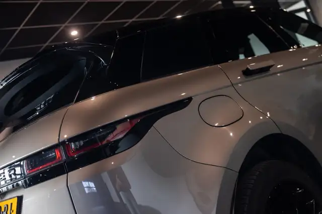 Land Rover Range Rover Evoque view 17