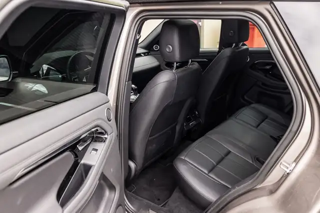 Land Rover Range Rover Evoque view 6