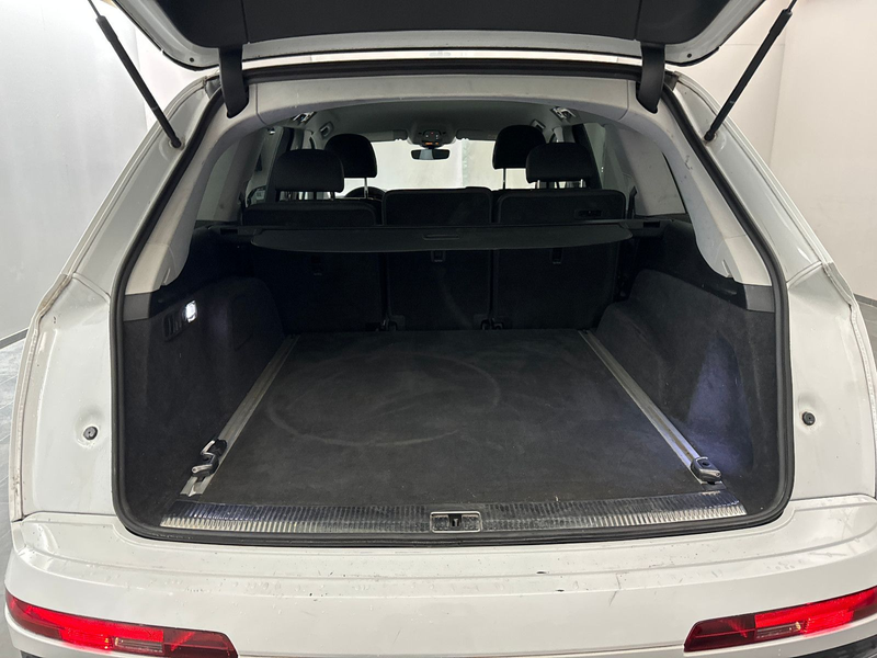 Audi Q7 55 e quattro S line Leder*LED*Sound*NaviTouch — photo 11