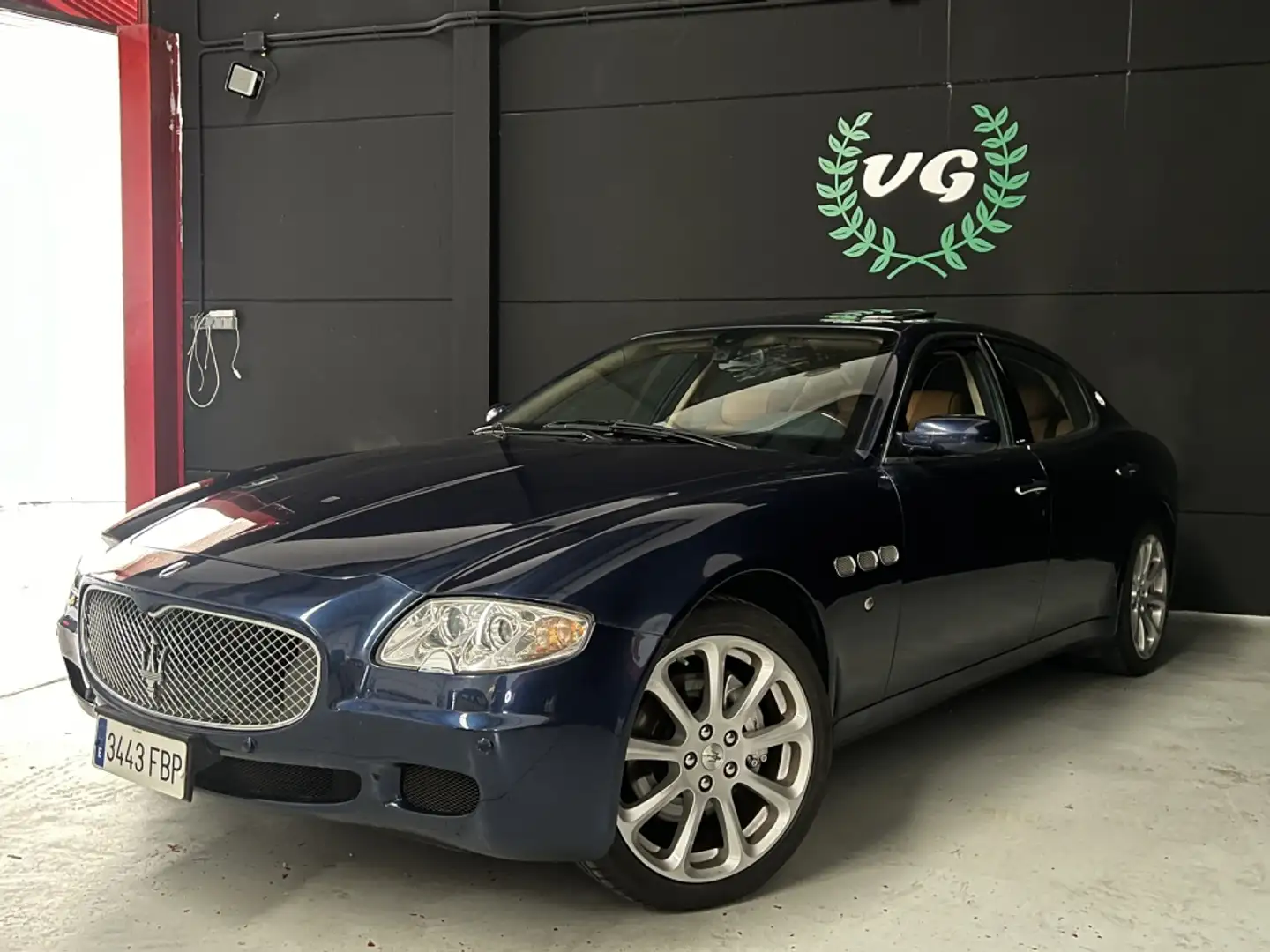 Maserati Quattroporte 4.2 Executive GT Duoselect Синій - 2