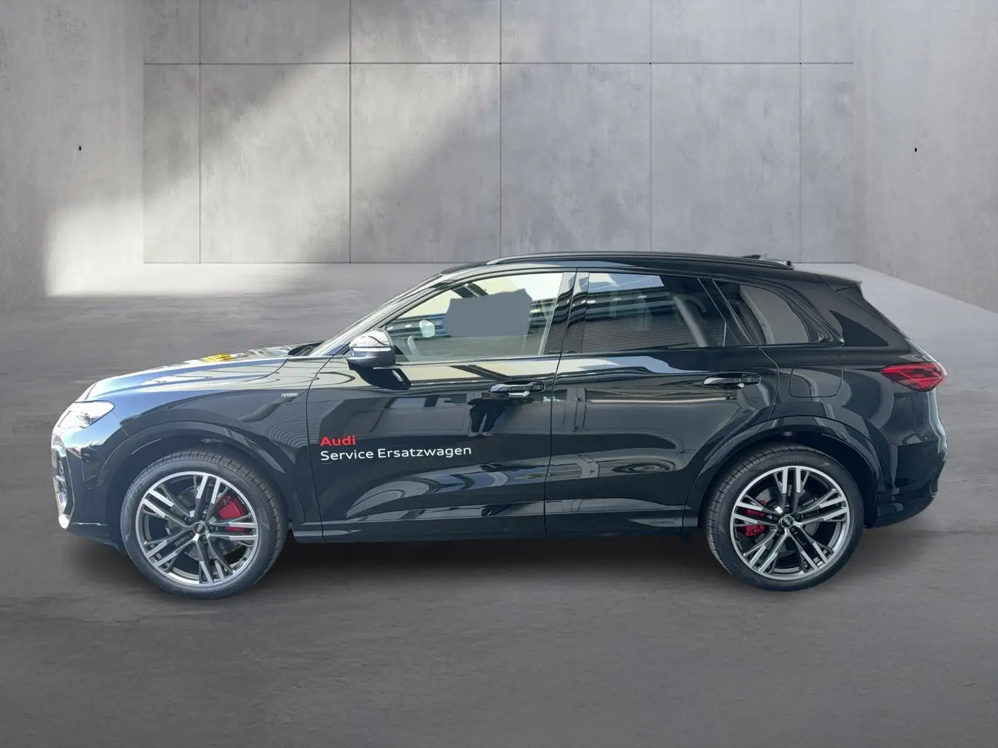 Audi Q5 e-hybrid quattro 270 KW Schwarz - 2