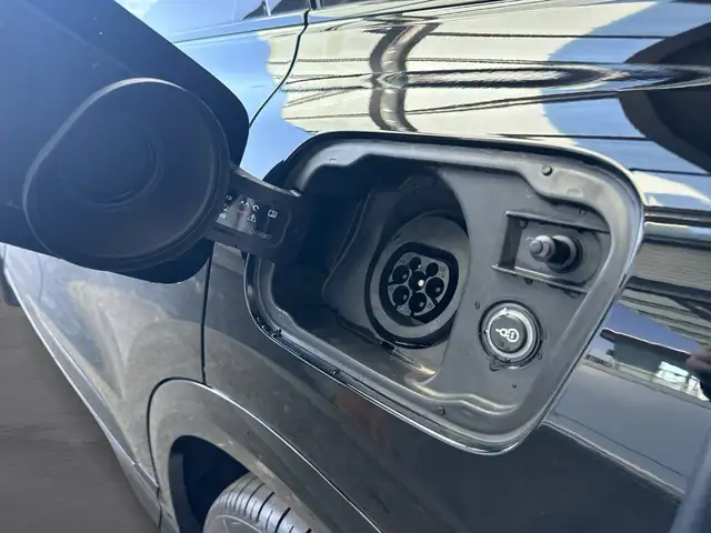 Audi Q5 e-hybrid quattro 270 KW Ansicht 21