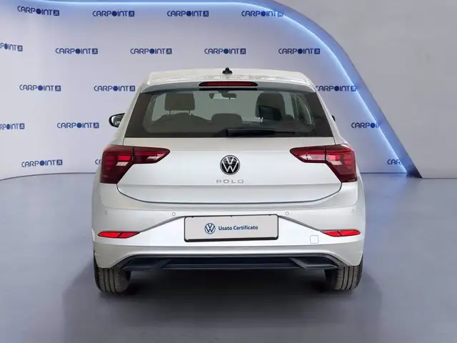 Volkswagen Polo view 5