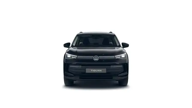 Volkswagen Tiguan view 3