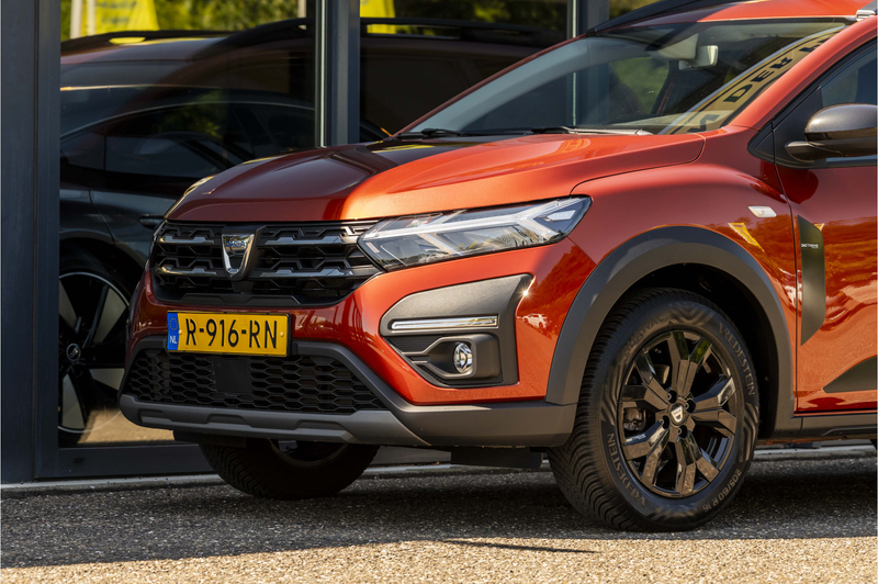 Dacia Jogger 1.0 TCe 100 Bi-Fuel Extreme 5p. — photo 11