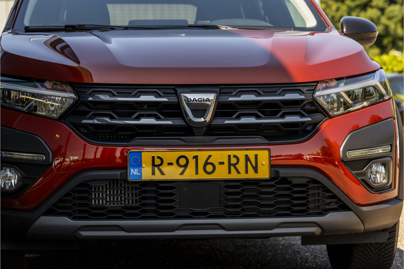 Dacia Jogger 1.0 TCe 100 Bi-Fuel Extreme 5p. — photo 12