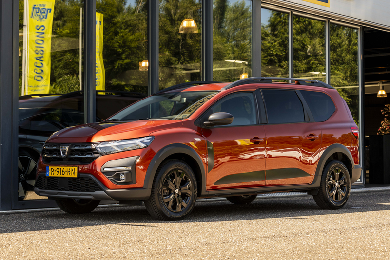 Dacia Jogger 1.0 TCe 100 Bi-Fuel Extreme 5p. — photo 10