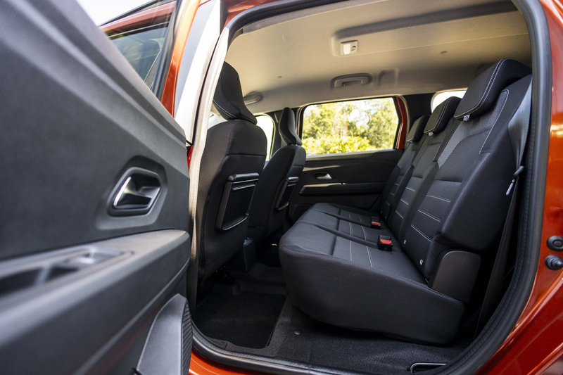 Dacia Jogger 1.0 TCe 100 Bi-Fuel Extreme 5p. — photo 14