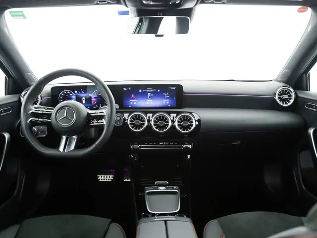 Mercedes-Benz A-Class view 9