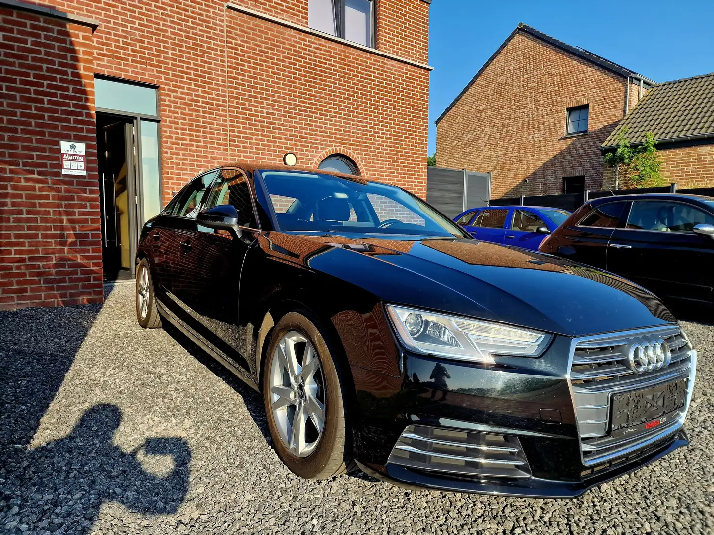 Audi A4 A4 2.0 TDi Design S tronic Noir - 1