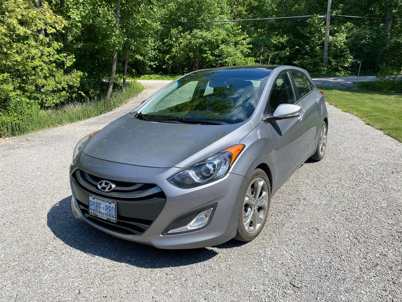 2013 Hyundai ELANTRA Base — photo 1