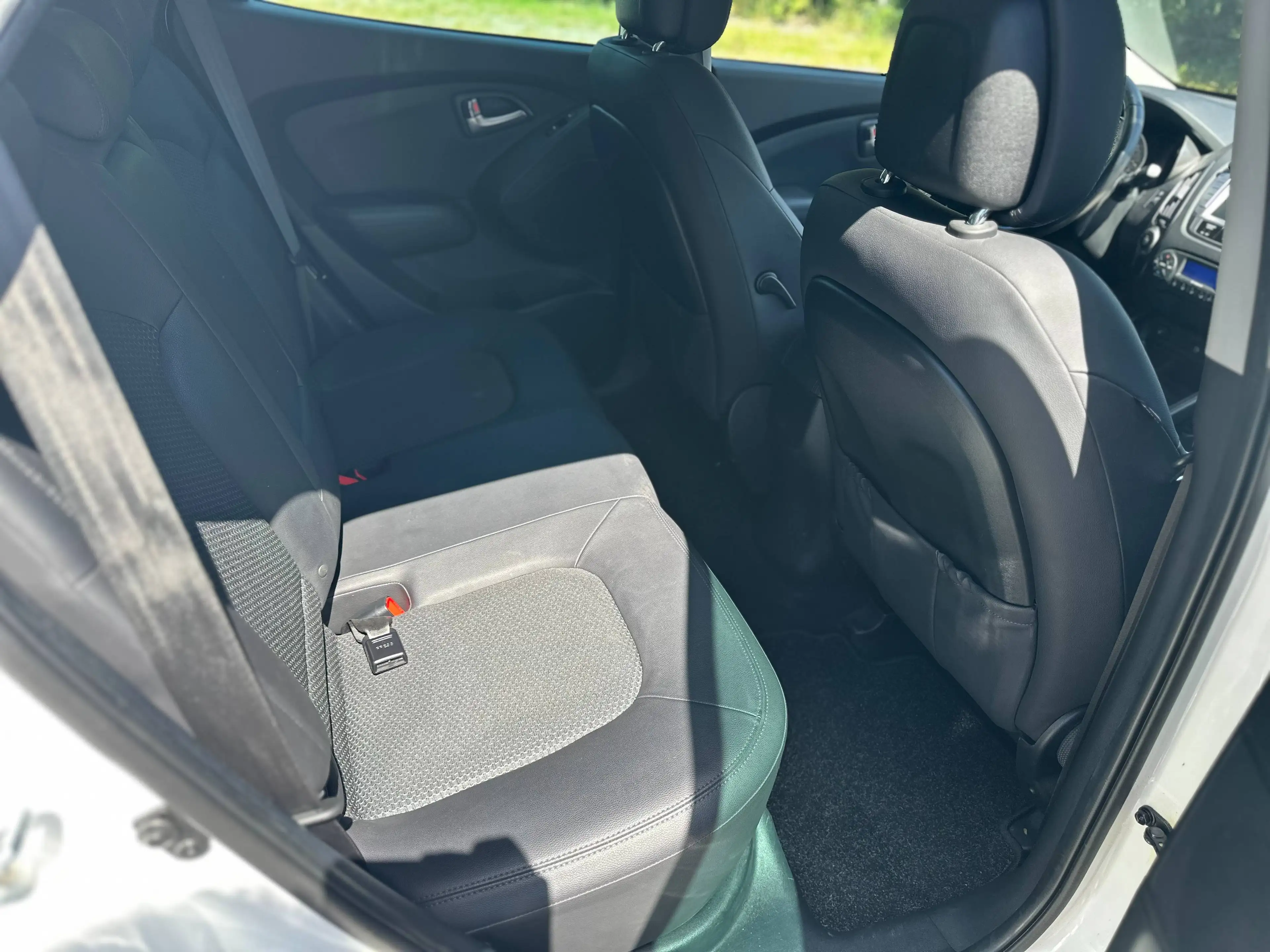 Hyundai iX35 Comfort 2WD Navi Sitzheizung Lenkradheizung — photo 12