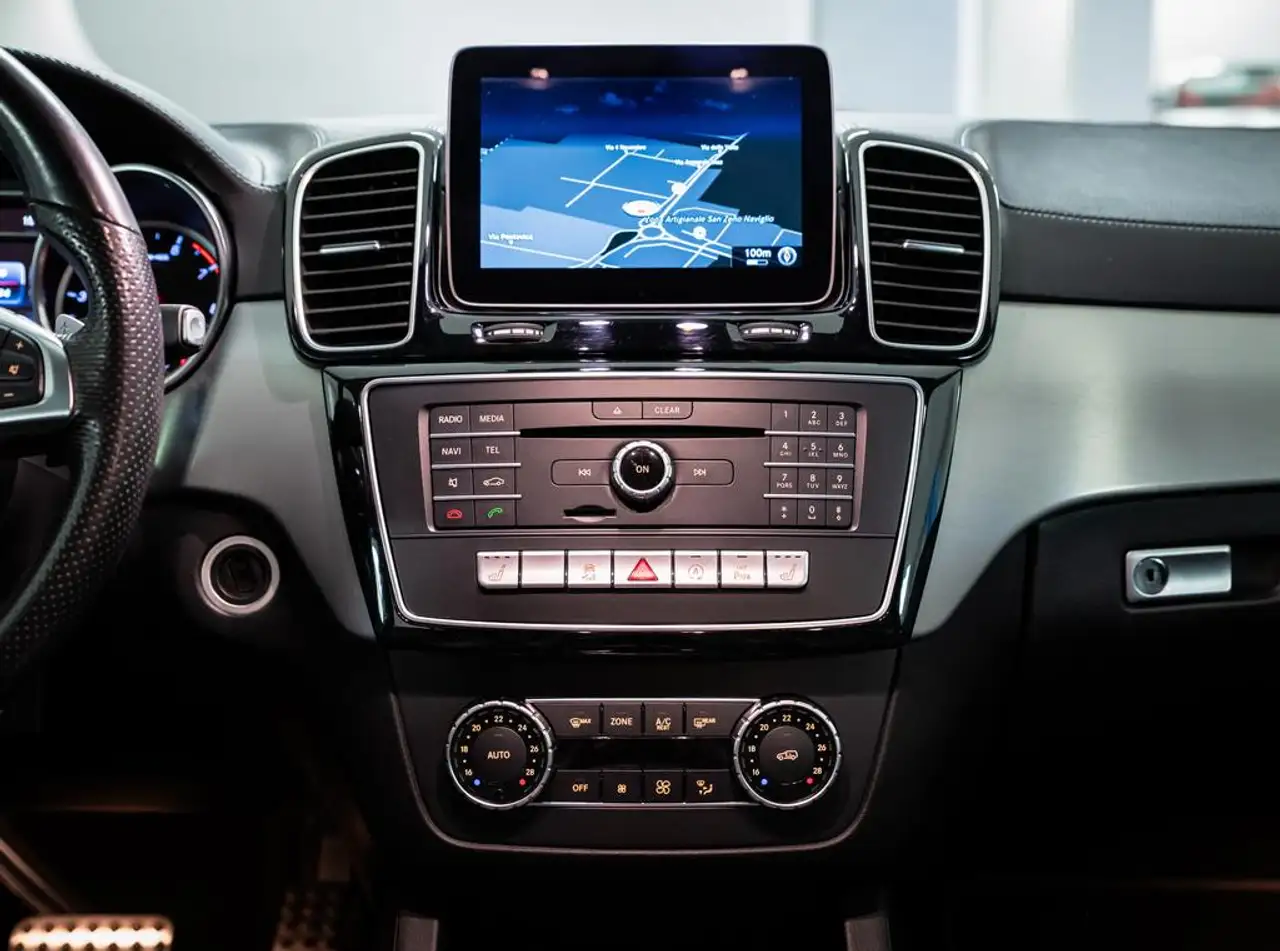 2018 Mercedes-Benz GLE 43 AMG 43 AMG 4Matic Coupé Sport, photograph 12