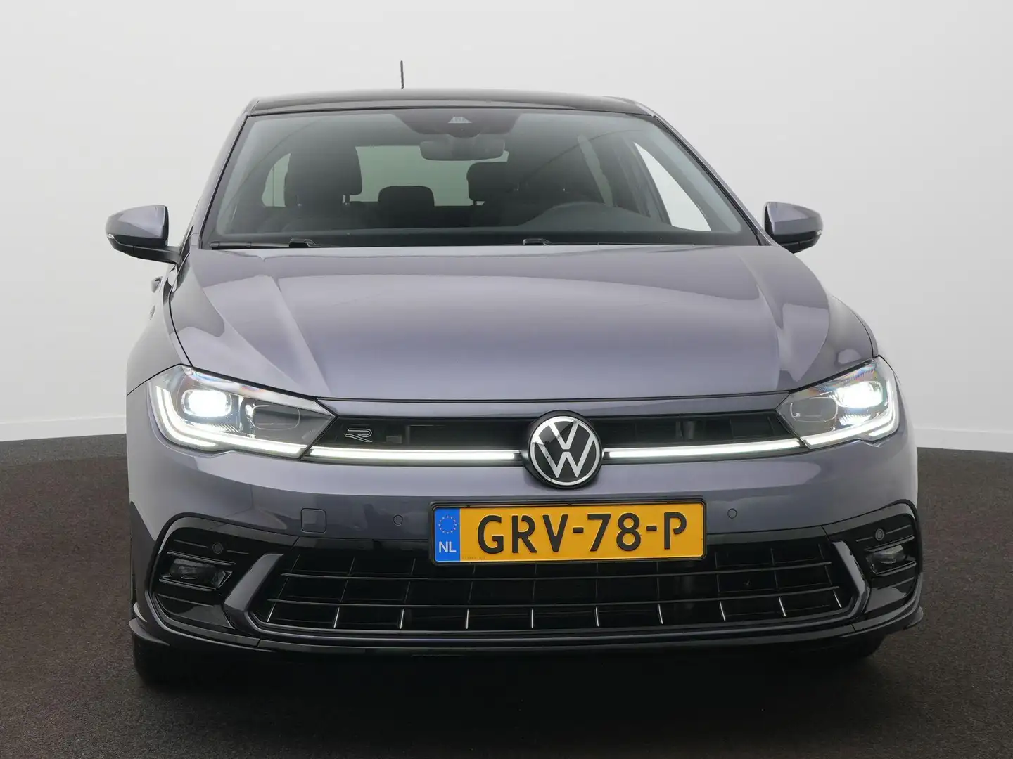 Volkswagen Polo 1.0 TSI R-Line | Panoramadak | Navigatie | Clima | Gris - 2