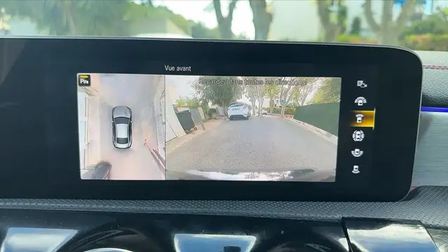 Mercedes-Benz CLA view 13