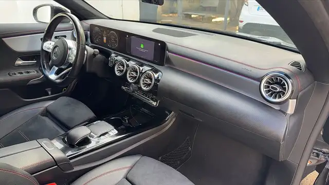 Mercedes-Benz CLA view 10