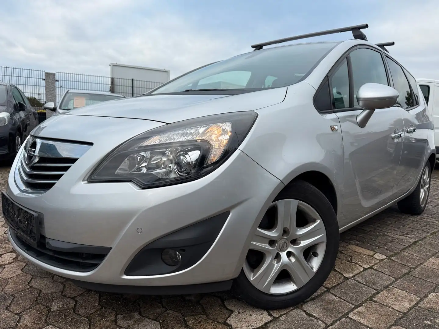 Opel Meriva 1.7 CDTI Automatik,Klima,PDC,1-Hand Zilver - 1