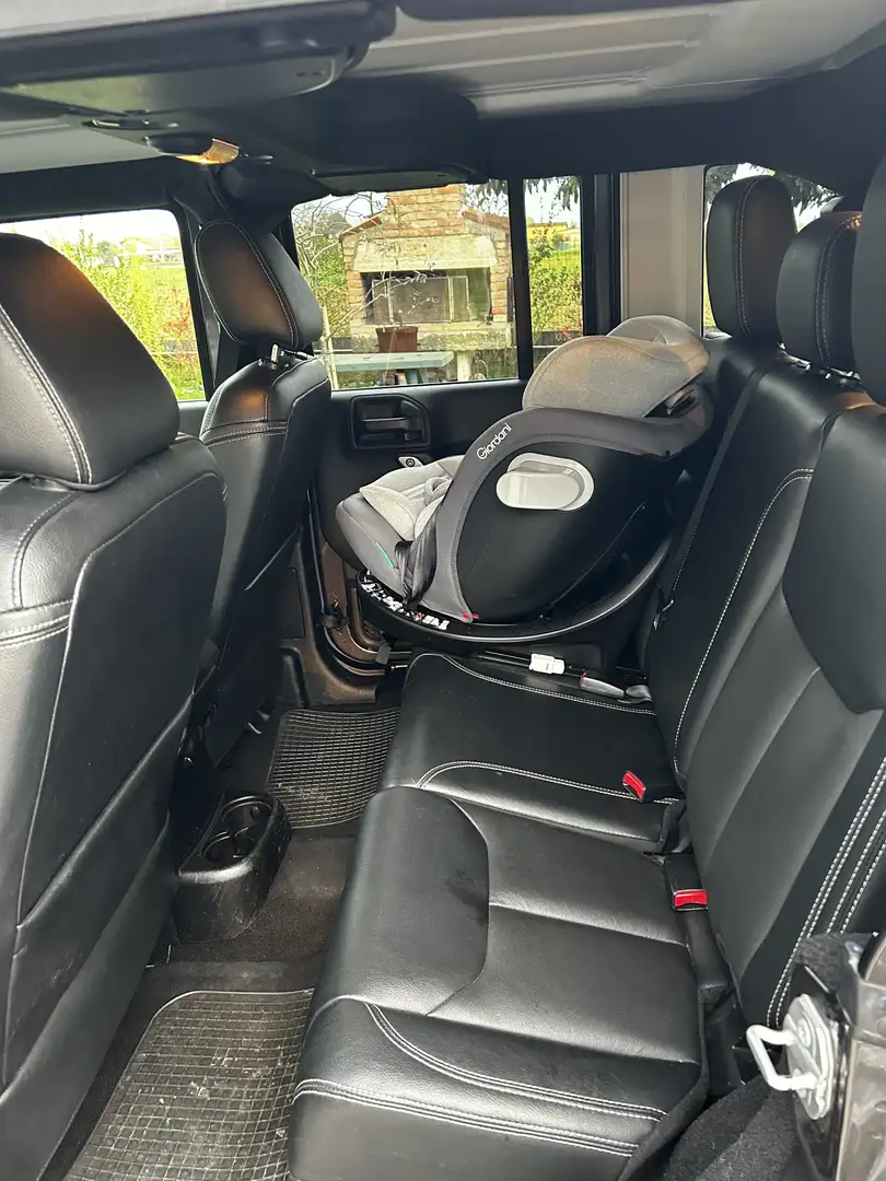 Jeep Wrangler Unlimited 2.8 crd Sahara auto E6 - 1