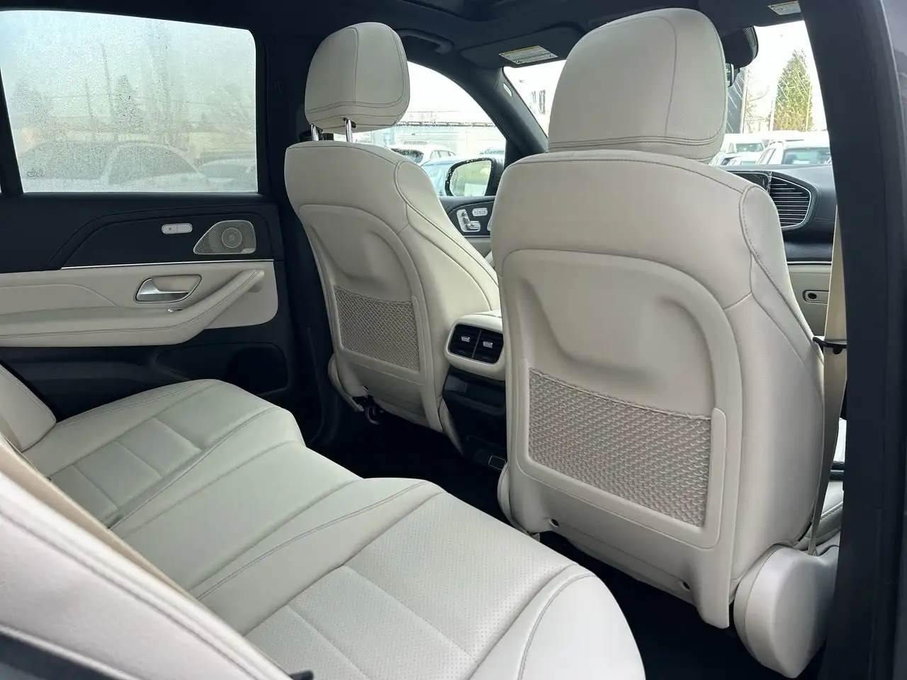 Mercedes-Benz GLE снимка Mercedes-Benz GLE