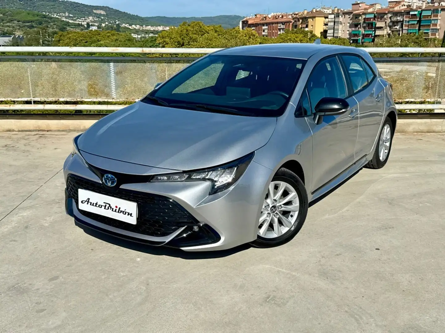 Toyota Corolla 140H Style Edition Silber - 2