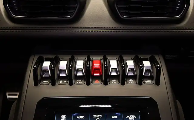 Lamborghini Huracan view 10