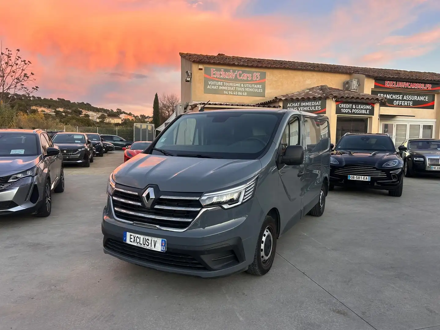Renault Trafic L1H1 2T8 2.0 BLUE DCI 130CH GRAND CONFORT Grau - 1