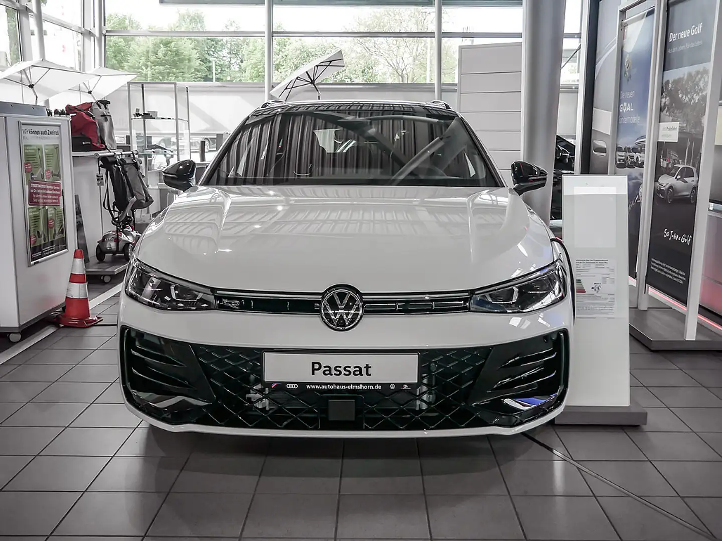 Volkswagen Passat R-Line 2,0 l TDI SCR 4MOTION 142 kW 193 PS 7-Gang-Doppelkuppl Blanc - 2