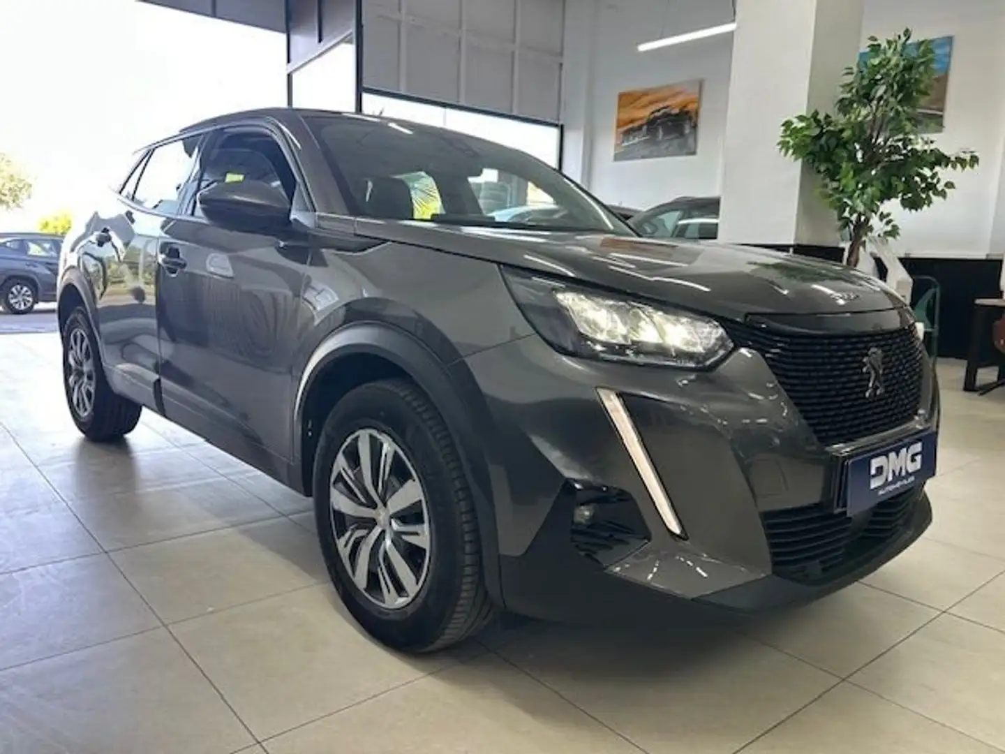 Peugeot 2008 Allure BlueHDI 81kW (110CV) Gris - 1