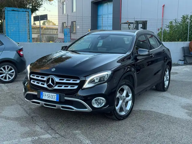 Mercedes-Benz GLA 180 d Sport auto