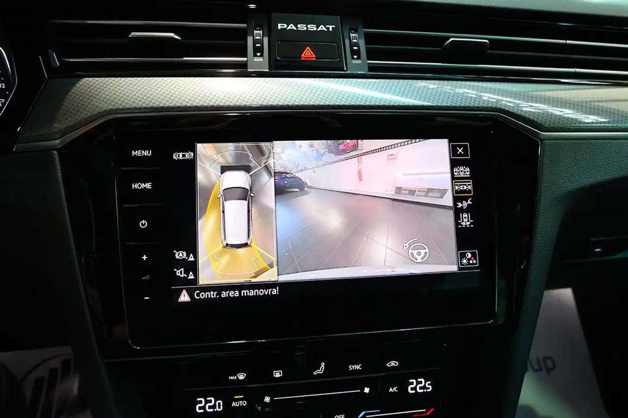Volkswagen Passat 2.0 TDI 200cv 4Motion DSG SOSPENSIONI/MATRIX/TELECAMERE 360°/DIFFERENZIALE XDS/KEYLESS/BAULE ELETTRICO/CERCHI 19", миниатюра 24
