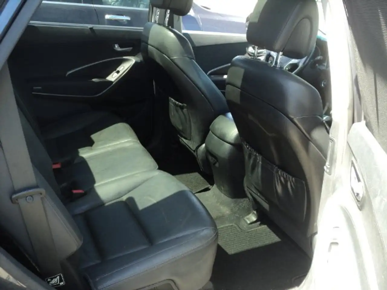 Hyundai SANTA FE photo Hyundai SANTA FE