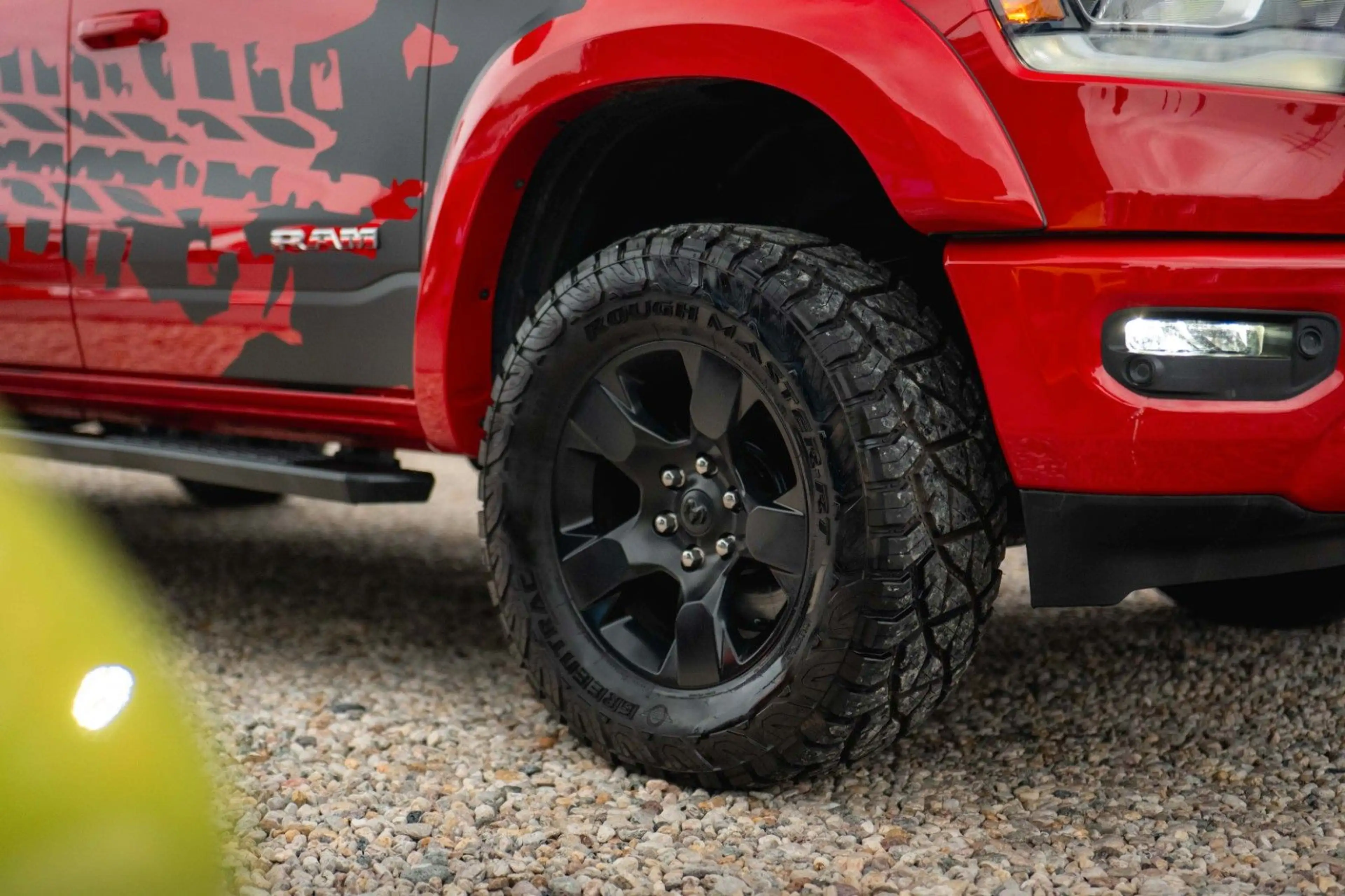 Dodge RAM 5.7 V8 HEMI 4x4 OFFROAD LONGBED AXLE LOCK — photo 4