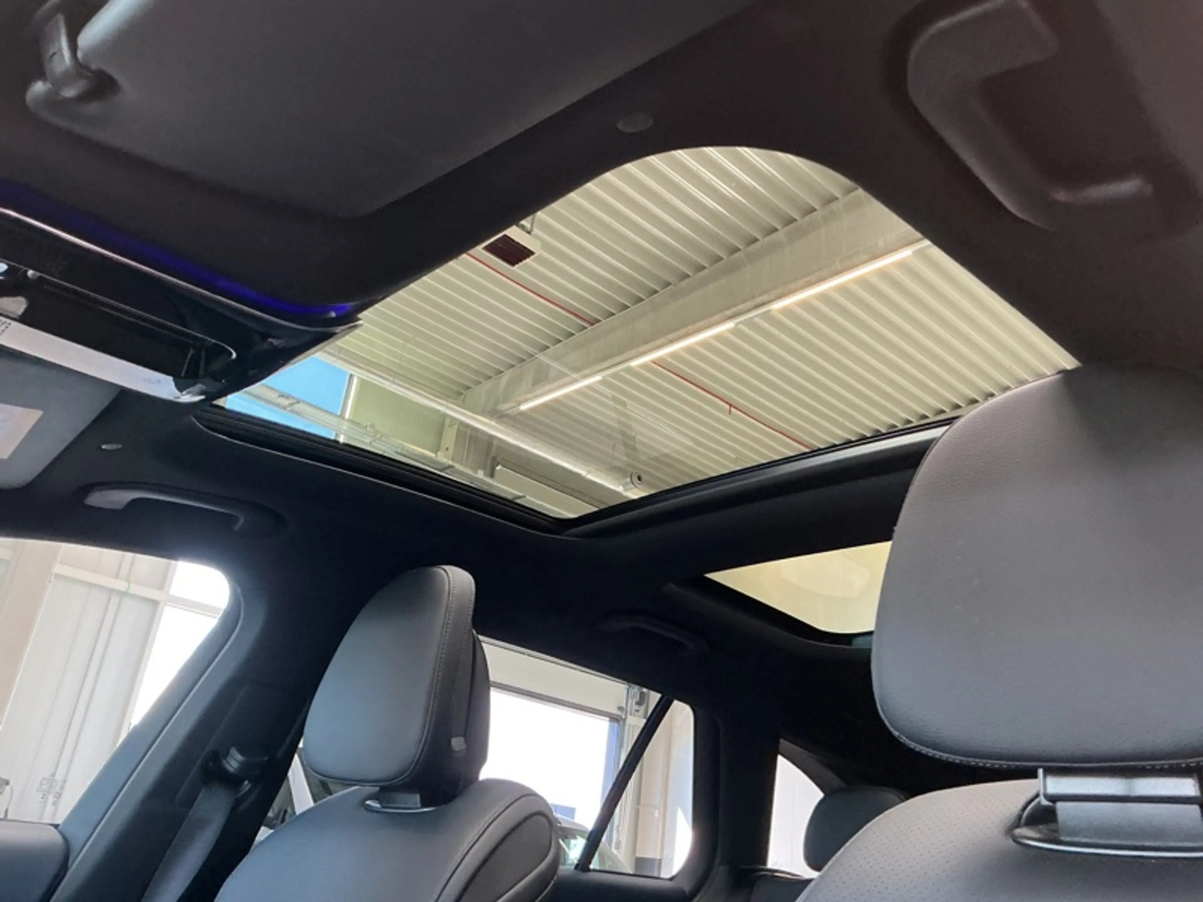 Mercedes-Benz C 200 d Break Luxury Line Pano — photo 11