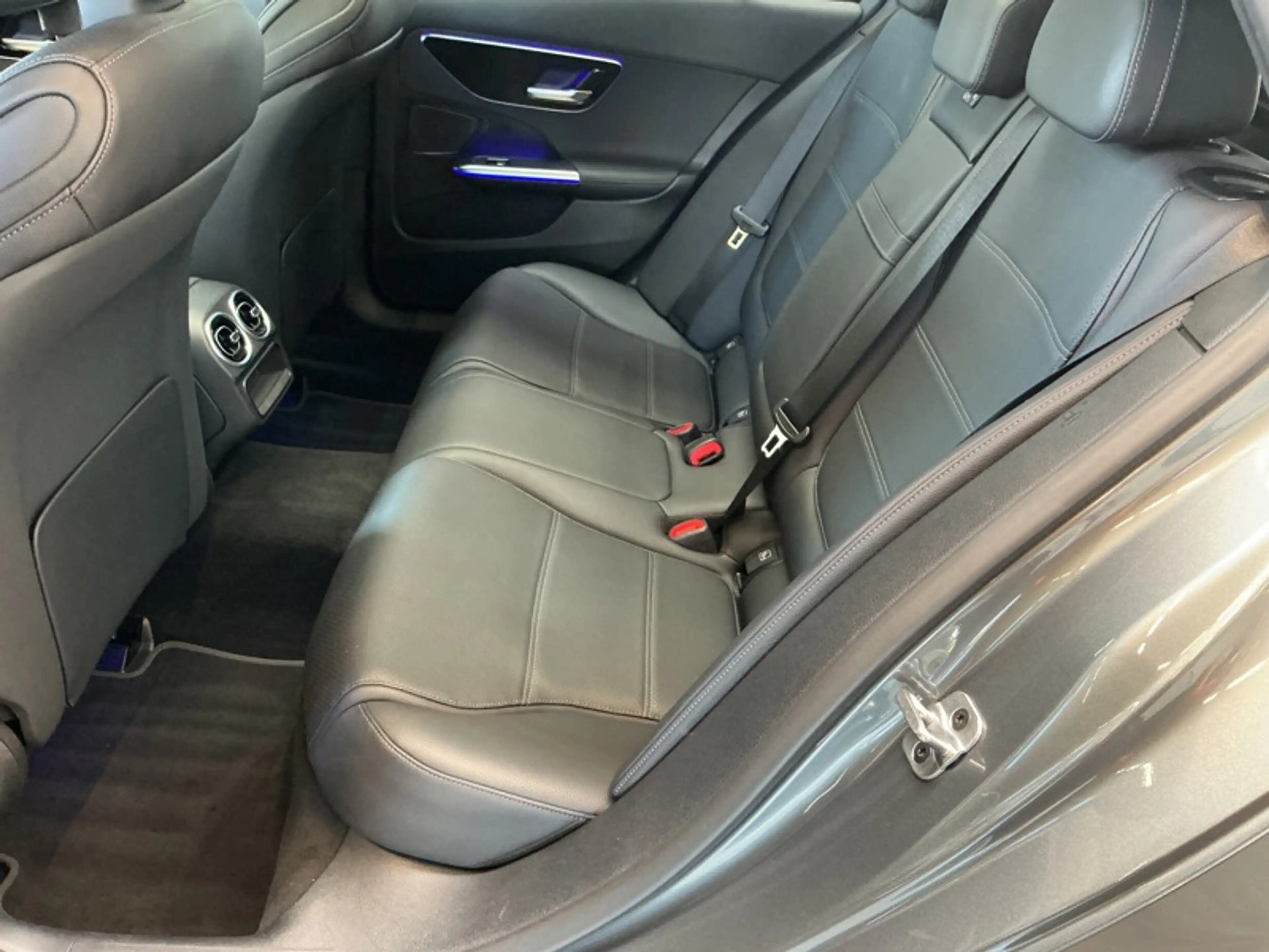 Mercedes-Benz C 200 d Break Luxury Line Pano — photo 10