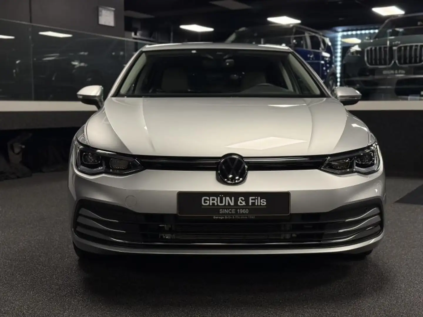 Volkswagen Golf 1.5 STYLE Gris - 2