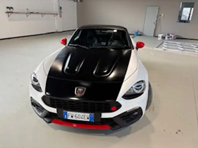 Abarth 124 Spider