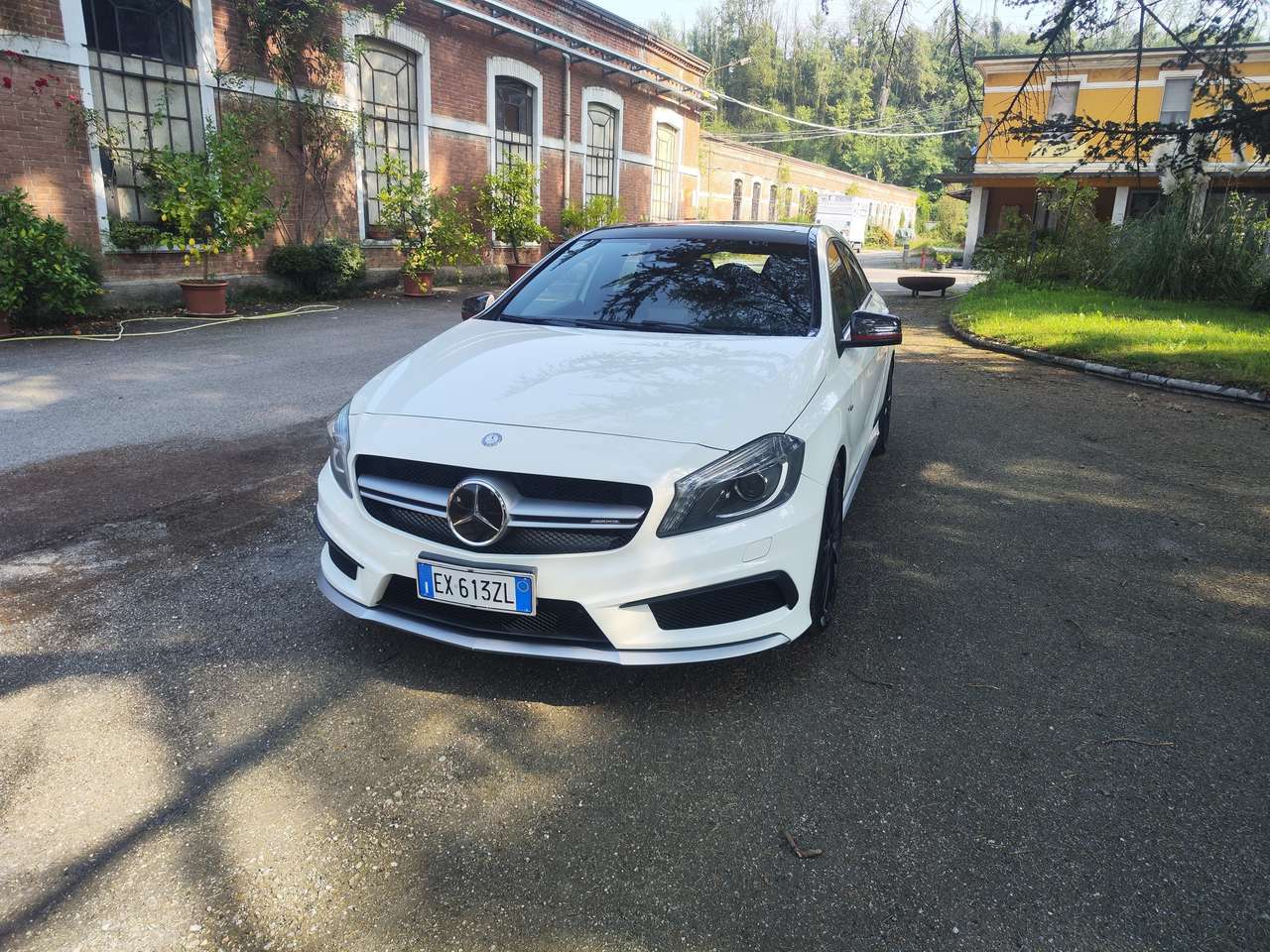 Mercedes-Benz A 45 AMG A 45 AMG 4matic 360cv auto E6