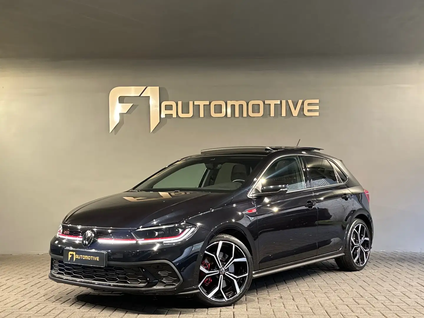 Volkswagen Polo GTI 2.0 TSI Pano|Keyles|IQ|Camera|Dodehoek Noir - 1