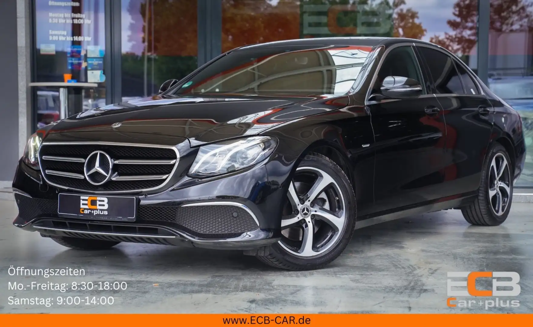 Mercedes-Benz E 300 d Lim. *Temp./SHZ/Schiebedach/Navi* Чорний - 1