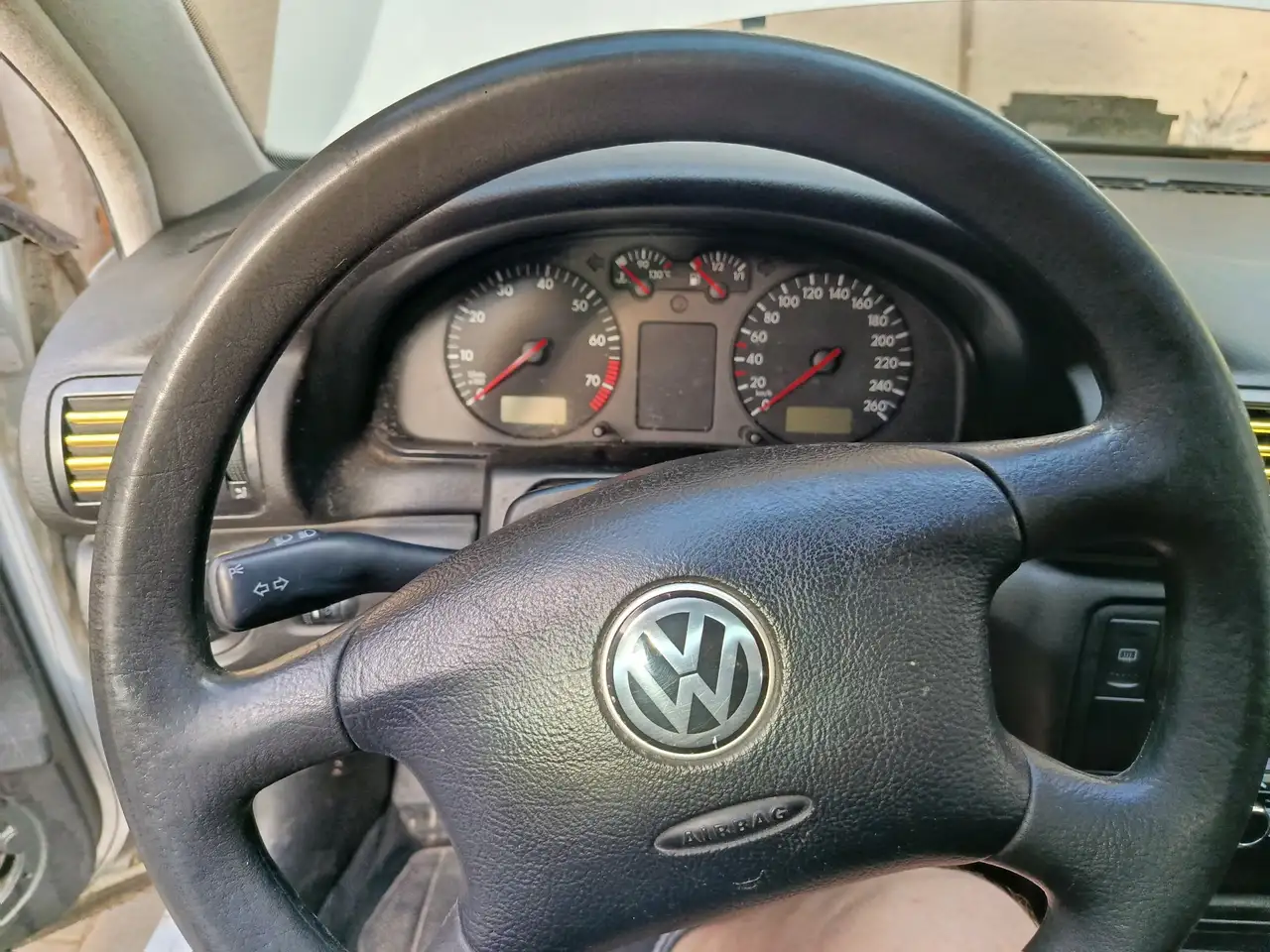Volkswagen Passat Variant 1.6, foto 2