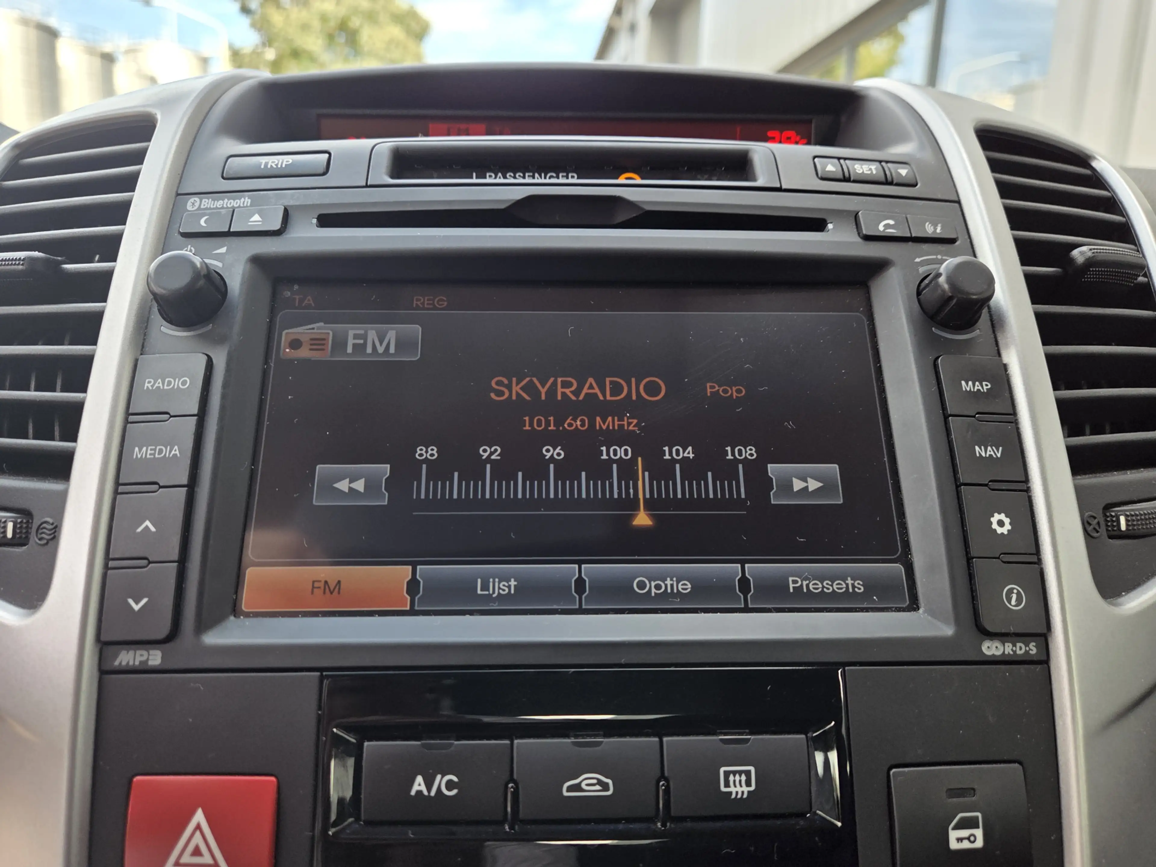 Kia Venga 1.6 CVVT Anniversary automaat hoge-instap 1e eigen — photo 12