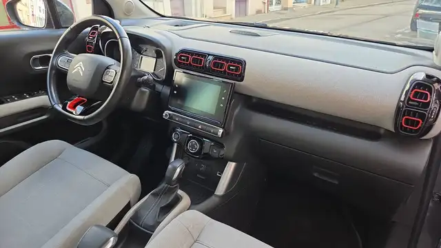 Citroen C3 Aircross view 10