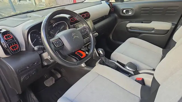 Citroen C3 Aircross view 8