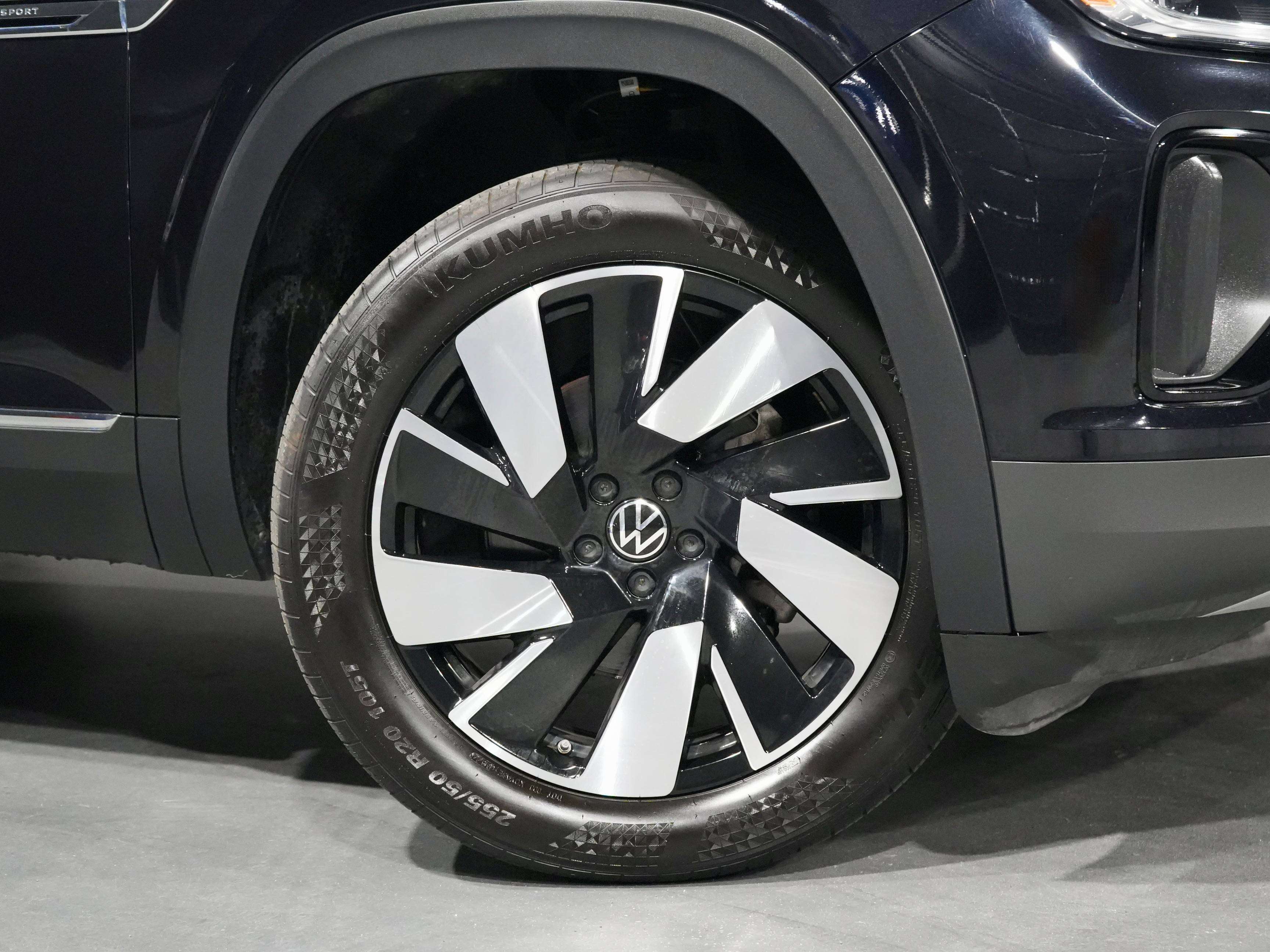 2024 Volkswagen Atlas Cross Sport