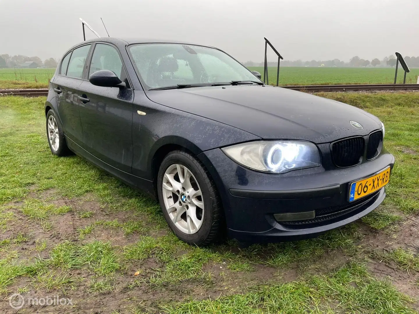 BMW 118 1-serie 118i Business Line LEER AIRCO CRUISE VASTE Blau - 2