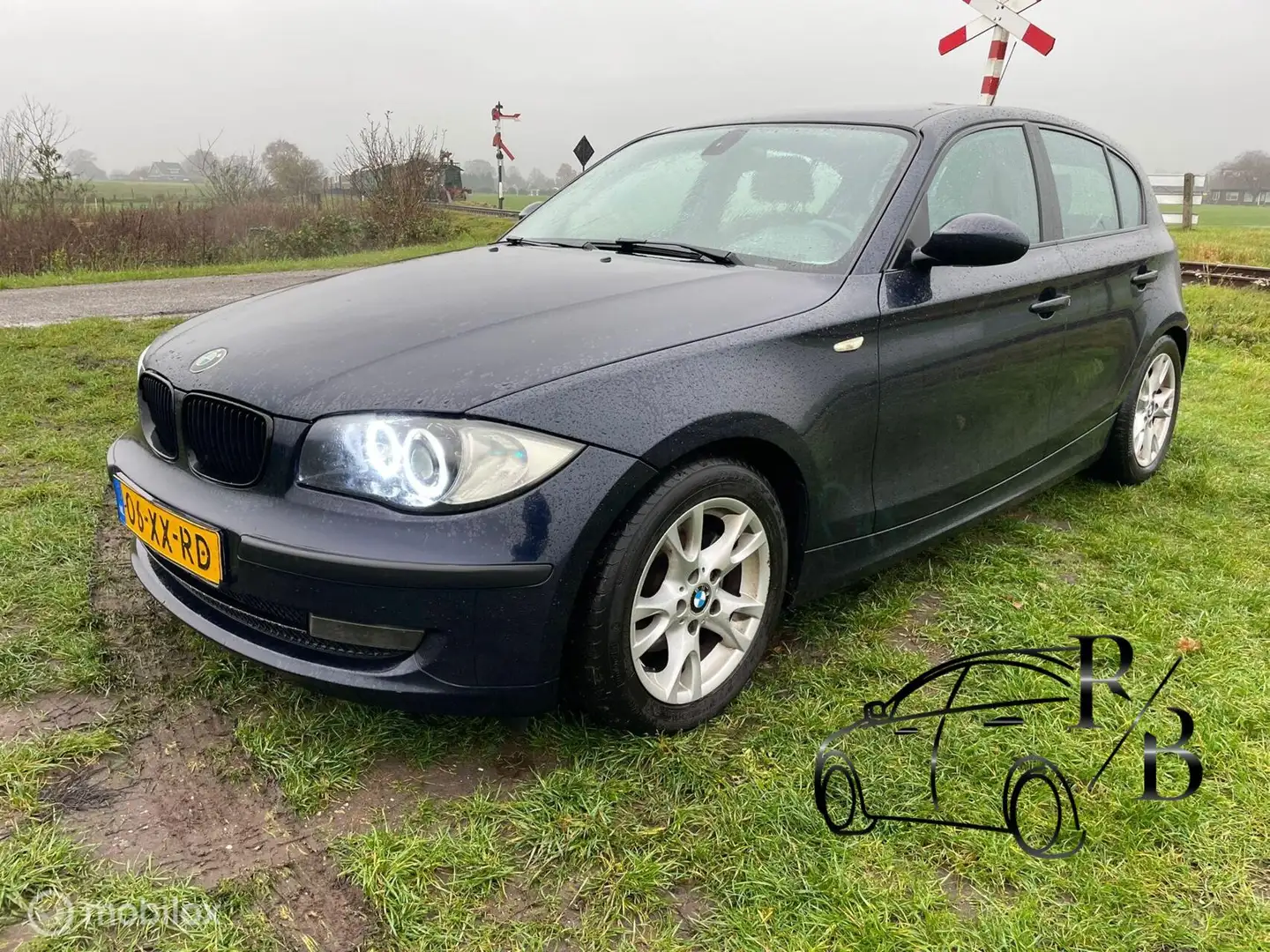 BMW 118 1-serie 118i Business Line LEER AIRCO CRUISE VASTE Blau - 1