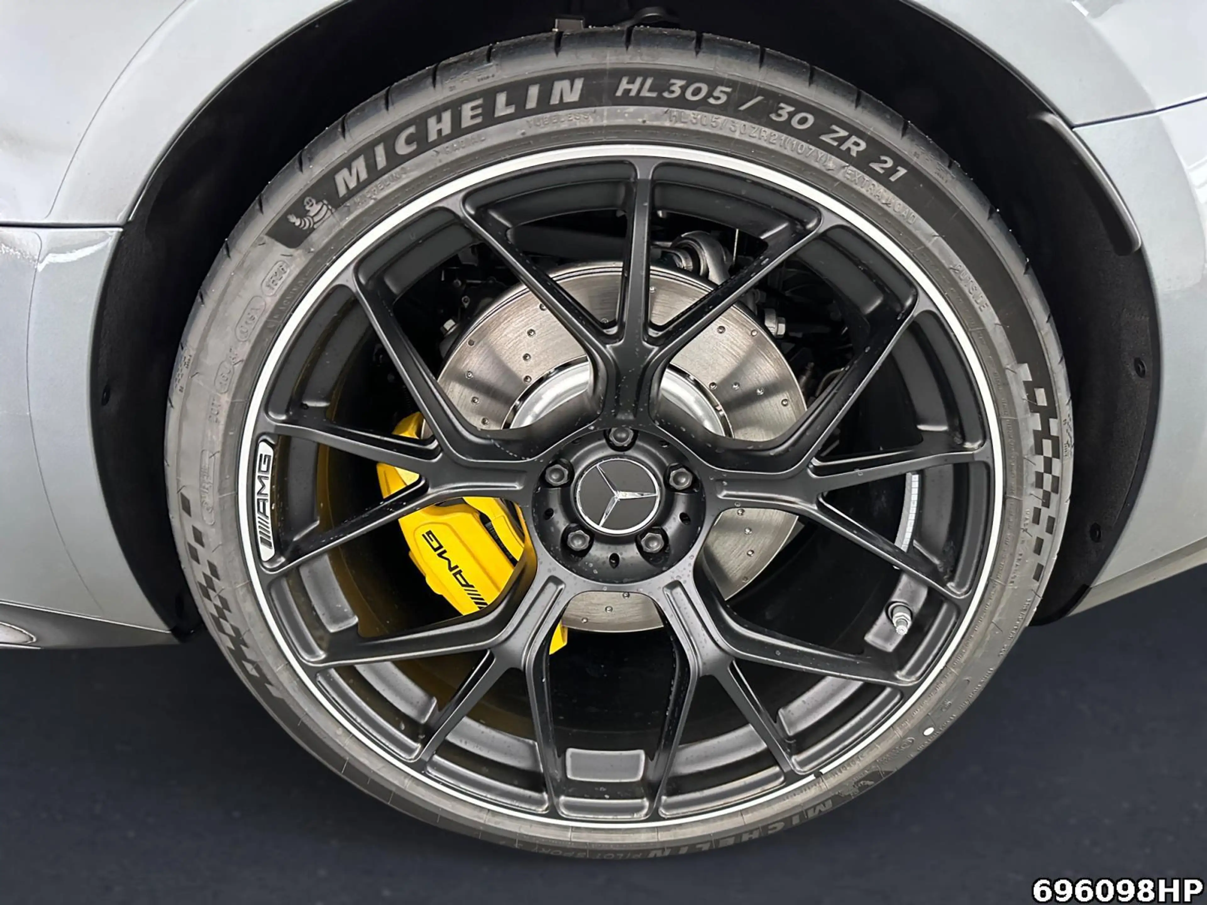 Mercedes-Benz AMG GT 63 4MATIC+ +AERO+NIGHT+MASSAGE+HUD+360°K+ — photo 5